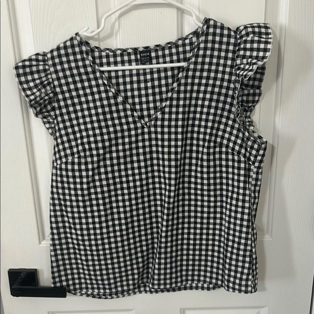 SHEIN Black and White Ruffled Blouse